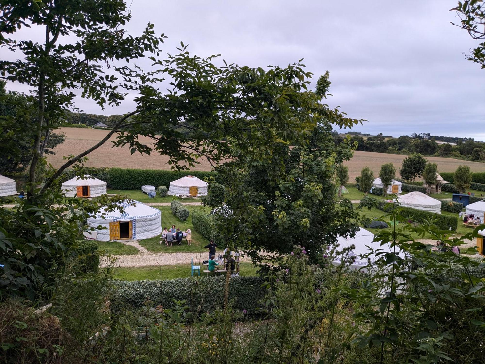 Camping Kerlaudy Mer Et Yourtes Plouenan Экстерьер фото