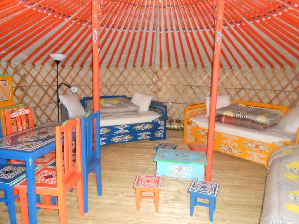 Camping Kerlaudy Mer Et Yourtes Plouenan Экстерьер фото